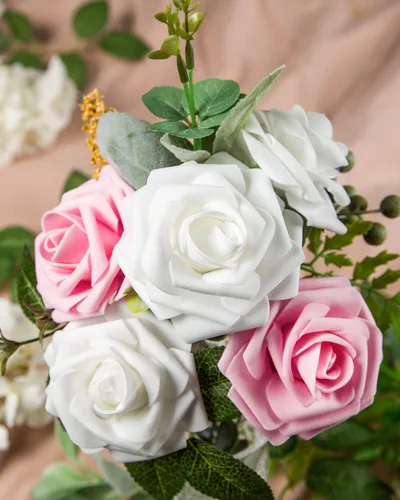 Miniatura 4 de DuHouse 25 rosas artificiales con tallos, flores de espuma de tacto real para bricolaje, ramo de boda, centro de mesa, arreglo floral, fiesta, Blanco