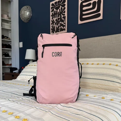 Miniatura 20 de COR Surf Mochila de viaje de mano Island Hopper 2.0 Mochila ultraligera aprobada para artículos personales 28L Negro Edición impermeable