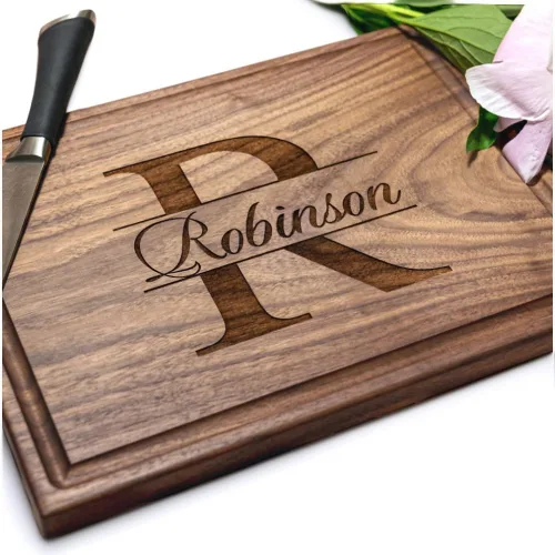 Miniatura 12 de Tabla de cortar personalizada, idea de regalo de boda, aniversario o inauguración de la casa, charcutería grabada en madera, para parejas