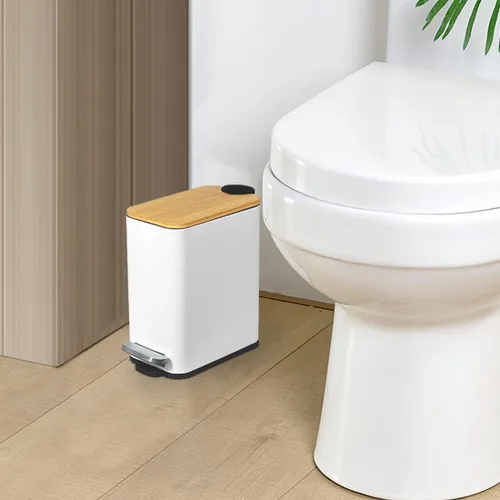 Miniatura 7 de SIDIANBAN Basurero de baño con tapa de bambú, cierre suave y pedal de pie, pequeño cubo de basura rectangular delgado con papelera