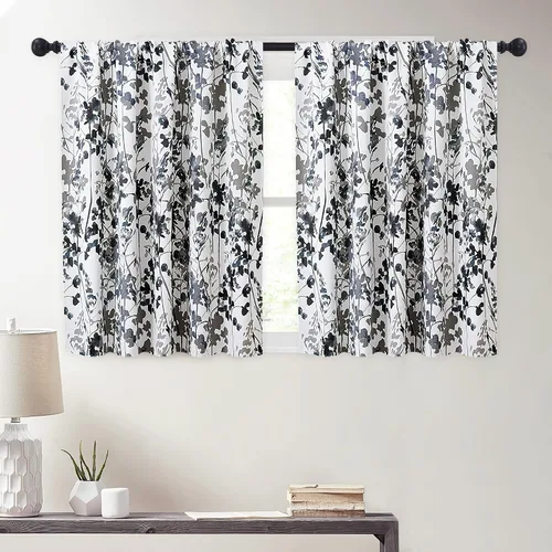 Miniatura 10 de Cortinas Kgorge opacas, diseño de damasco