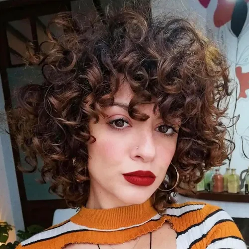 Miniatura 12 de Auburn - Pelucas rizadas para mujeres negras, peluca corta con flequillo, pelucas rizadas suaves y sueltas para mujeres, fibra sintética, cabello
