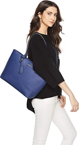 Miniatura 179 de Juego de 4 bolsas modernos para mujer de cuero sintético: bolso tote, bolso de hombro, bolso de mano y cartera.