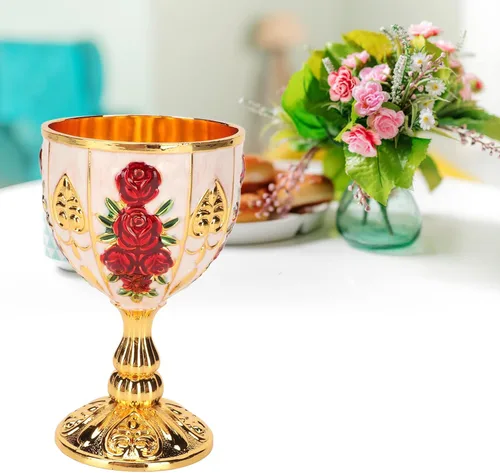 Miniatura 2 de Copa de cáliz dorado de 4 pulgadas, cáliz dorado de alta aleación de zinc, diseño de flores retro en relieve, elegante taza para banquete de fiesta