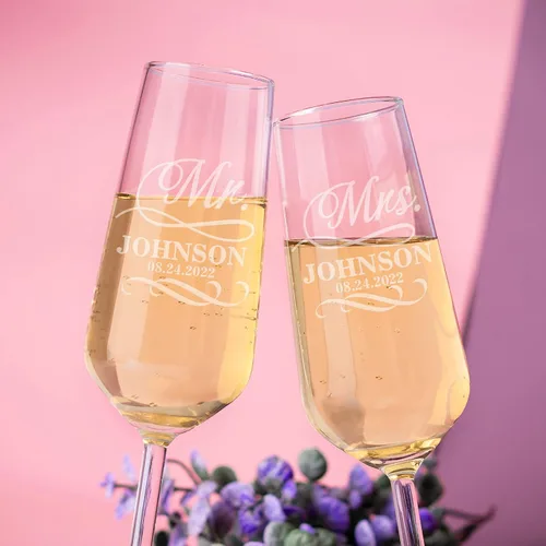 Miniatura 5 de Juego de 2 copas de champán personalizadas para boda, copas de champán personalizadas para novia y novio, señor señor, señora, apellido y fecha