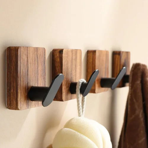 DELITON Ganchos de toalla para baños, paquete de 4 ganchos adhesivos de madera para colgar batas, toallas, abrigos, llaves, gancho decorativo de