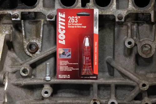 Miniatura 2 de Loctite 263 Fijador de roscas automotriz rojo – Fijación de roscas de alta resistencia, aplicaciones de uso general, tolerante al aceite