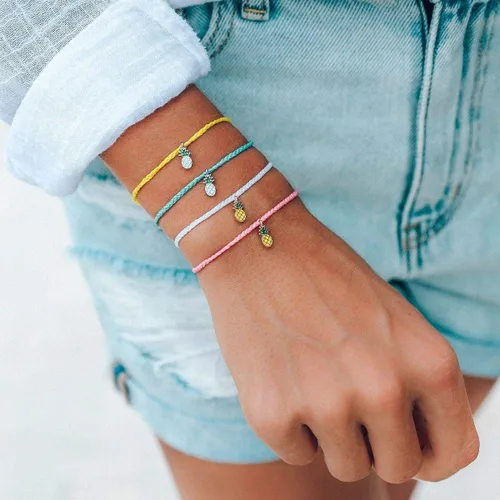 Miniatura 6 de Pura Vida Pulsera con dije de esmalte de piña plateada o dorada, correa ajustable, 100% impermeable