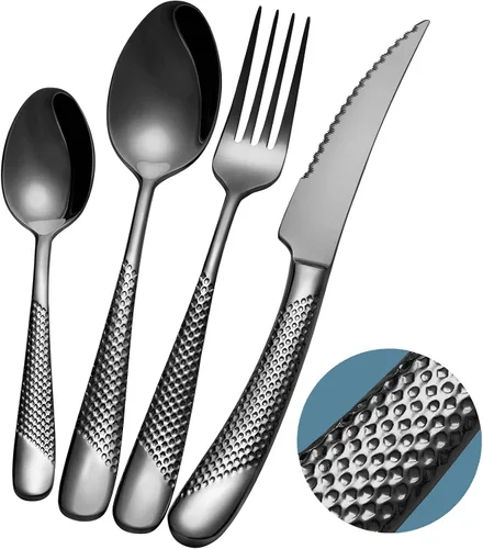 Juego de cubiertos martillados negros de 16 piezas con cuchillos dentados ultra afilados 2 en 1, juego de cubiertos de acero inoxidable 18/10, juego