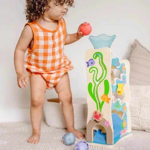 Miniatura 3 de Melissa & Doug Rollables Ocean Slide - Juguete de caída de pelotas de madera para bebé, 5 piezas de juguetes para bebés con temática oceánica