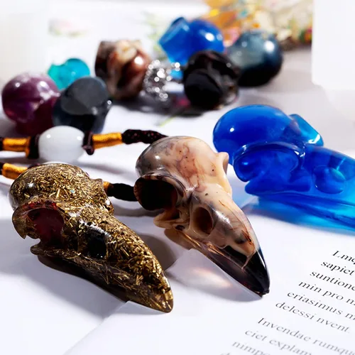 Miniatura 7 de Molde de resina de calavera – 3 piezas de mini cabezas de calavera 3D de cuervo y calaveras de silicona para resina epoxi, fabricación de joyas