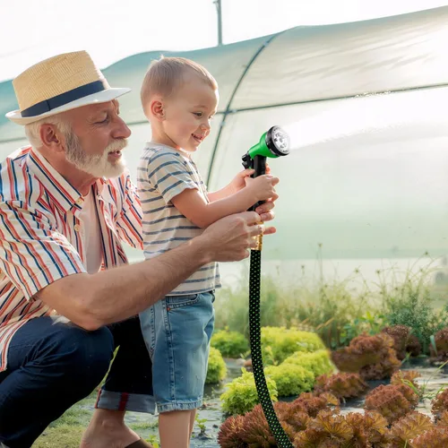 Miniatura 7 de HBlife Manguera de jardín de 50 pies, manguera de agua no expandible con 8 boquillas de rociado de riego, manguera flexible y ligera para patio