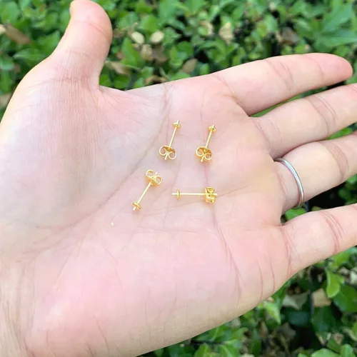Miniatura 2 de Adabele 200 postes hipoalergénicos chapados en oro amarillo de 18 quilates de 0.118 pulgadas, taza de perlas pequeñas, 200 piezas de espaldas