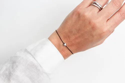 Miniatura 5 de NAZ COLLECTION - Pulsera con dije de corazón para pareja con cuerda ajustable - Pulsera de la amistad, pulsera de protección de Cabalá, regalo