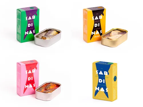 La Narval. Muestreador de sardinas. Paquete de cuatro recetas. 3/5 sardinas por lata. Paquete de 4 latas, 120g (4.23oz) cada una.