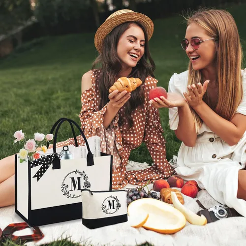 Miniatura 5 de BeeGreen Bolsa de lona con inicial con bolsa de maquillaje, bolsa de playa, regalo de dama de honor para despedida de soltera, regalos de cumpleaños