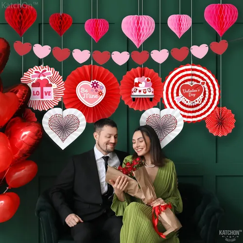 Miniatura 7 de KatchOn, Guirnalda de corazones de fieltro con estampado rojo – 10 pies, sin bricolaje Decoraciones del día de San Valentín Decoración