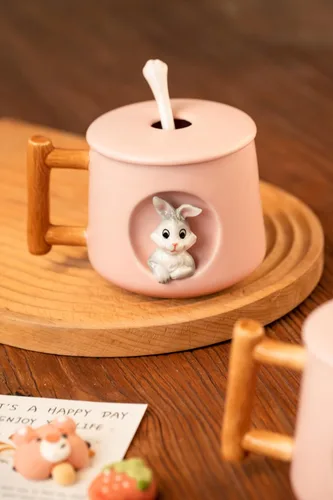Miniatura 6 de DIHOclub Adorable Taza de Cerámica 3D de Conejo con Tapa y Cuchara Perfecta para Café, Té, Leche y Más - Regalo Ideal para Amantes de los Conejitos