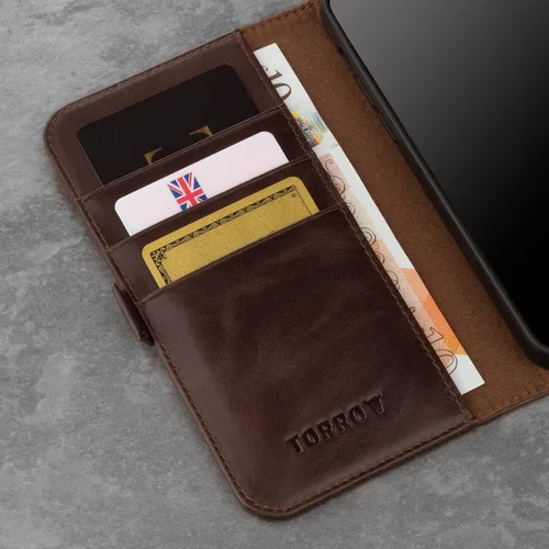 Miniatura 5 de TORRO Funda de cuero compatible con iPhone 12 / iPhone 12 Pro - Funda de piel auténtica tipo cartera con tarjetero y función de soporte