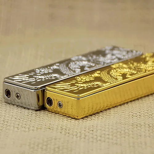 Miniatura 6 de Encendedores de butano de metal fresco, recargables y ajustables, a prueba de viento, para hombres (sin gas) (dorado pequeño)