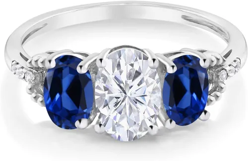 Miniatura 2 de Anillo de compromiso de 3 piedras de zafiro creado en oro blanco de 10 quilates de Charles & Colvard y diamante para mujer