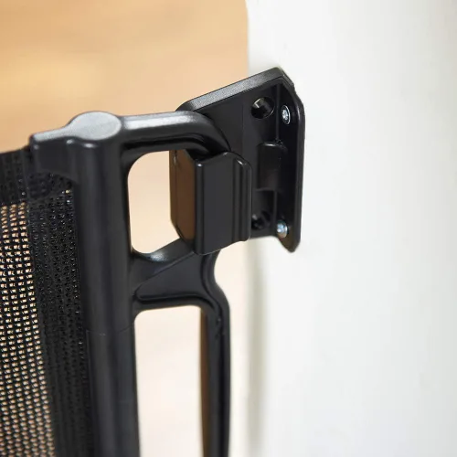 Miniatura 7 de EasyBaby Puerta retráctil para bebé, 33 pulgadas de alto, se extiende hasta 55 pulgadas de ancho, puertas de seguridad para bebés negros/niños