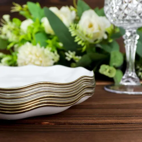 Miniatura 121 de Tableclothsfactory Paquete de 10 platos redondos de plástico negro de 6 pulgadas para ensalada de postre, platos desechables con borde ondulado