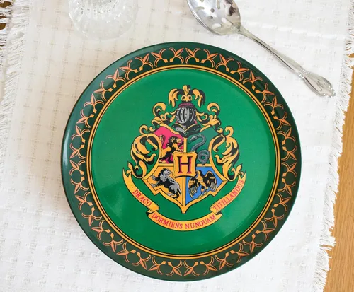Miniatura 3 de Silver Buffalo Harry Potter Hogwarts Crest Solid Diamond Pattern Juego de 4 platos de melamina de 10 pulgadas Harry Potter Hogwarts Crest - Juego