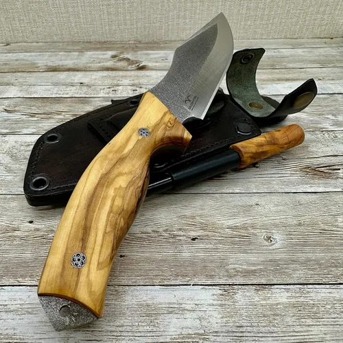 Miniatura 3 de CUCHILLO DE CAZA CON FUNDA, CUCHILLO DE CAZA CON MANGO DE OLIVA, CUCHILLA DE ACERO N690, FUNDA DE CUERO ORIGINAL Y VARILLA FERRO
