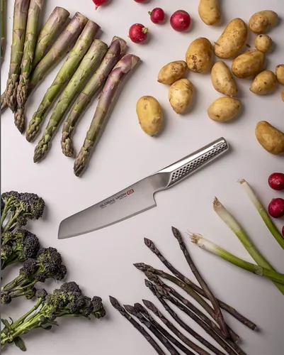 Miniatura 2 de Global Ukon - Cuchillo para verduras de 5 pulgadas, acero inoxidable japonés ligero, borde afilado, soporte ambidiestro para pulgar, fabricado