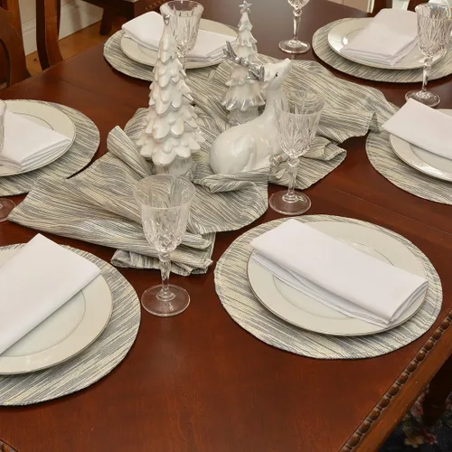 Miniatura 4 de Camino de mesa plateado y crema a rayas metálicas de 72 pulgadas