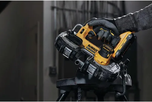 Miniatura 6 de DEWALT ATOMIC 20V MAX - Sierra de cinta compacta sin escobillas sin escobillas de 1-3/4 pulgadas, solo herramienta desnuda (DCS377B)