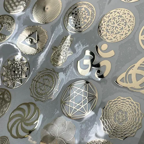 Miniatura 4 de 35 piezas/lote Adhesivo de Metal con Diseño de Flor de la Vida Geometría Pirámide de Orgón (Oro)