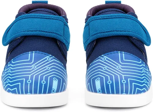 Miniatura 2 de ikiki Zapatillas deportivas para niños pequeños y niños pequeños. Tenis de ajuste espacioso. Nota no chirriantes, puntera y talón de cuero vegano