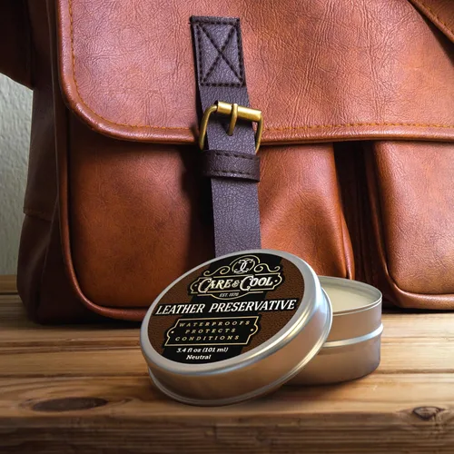 Miniatura 5 de Care & Cool El mejor acondicionador y protector de cuero (3.4 oz). Impermea, restaura y cura tus zapatos, botas, bolsos, chaquetas, sofás y muebles.