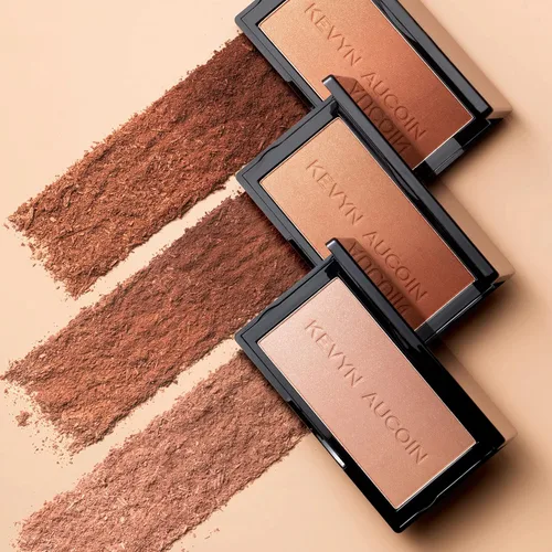 Miniatura 6 de Kevyn Aucoin La paleta de maquillaje Neo-Bronzer, 3 en 1: resaltador, rubor y bronceador en un compacto de maquillaje degradado suave. Brillo y mate