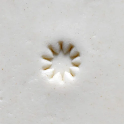 Miniatura 2 de MKM Pottery Tools "Stamps 4 Clay" Mini Sello decorativo redondo para arcilla (Smr-012 Debossed Star)