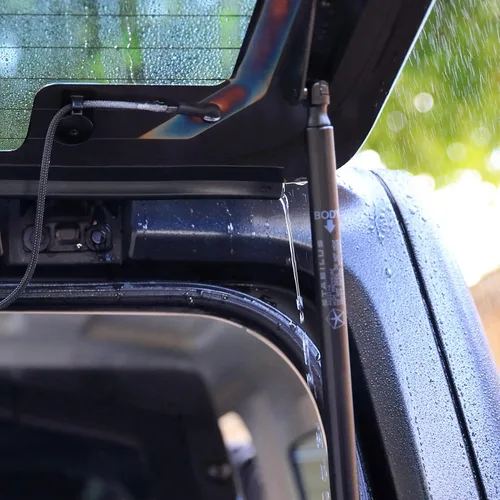 Miniatura 2 de JVMA Deflector de lluvia para ventana trasera, tapa de maletero, riel de lluvia, sellado climático para Jeep Wrangler JL JK 2008-2026 Accesorios