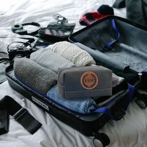 Miniatura 3 de Paquete de 2 bolsas de aseo personalizadas para hombres hechas a mano, kit de cuero personalizado para hombres, regalos personalizados para hombres