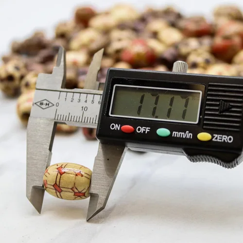 Miniatura 4 de 500 cuentas de madera para adultos para hacer joyas, pintadas africanas surtidas, suministros de macramé, madera artesanal para pulseras y collares