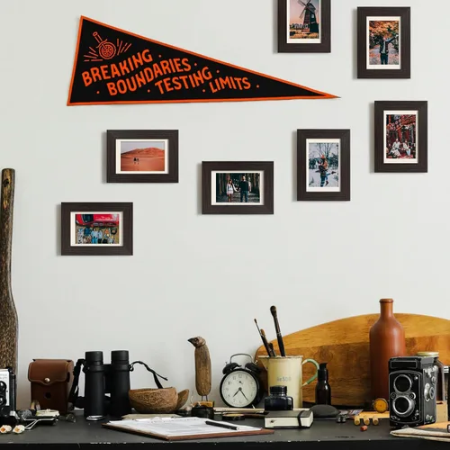 Miniatura 4 de Momentworth Portarretratos de 4 x 6 pulgadas con paspartú para 3.5 x 5 pulgadas, marcos de fotos con grano de madera negra envejecida para pared