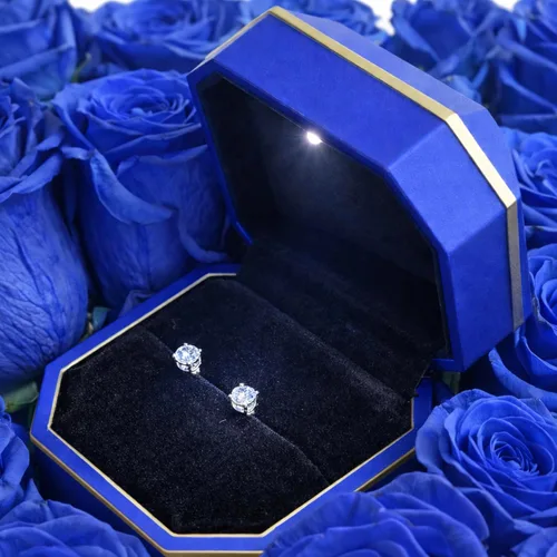 Miniatura 4 de Aretes de diamantes cultivados en laboratorio de peso total de 1 quilate en oro de 14 quilates