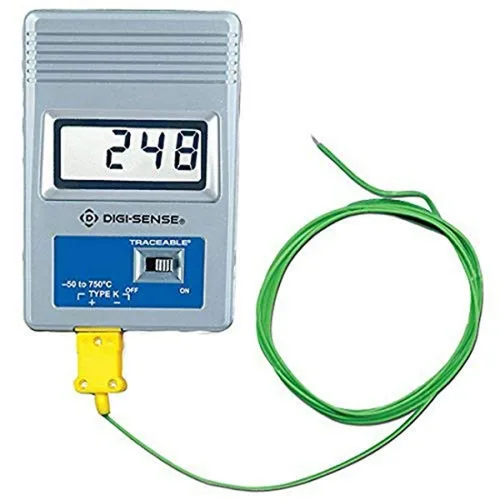 Traceable Termómetro de termopar tipo K de monitoreo remoto calibrado, –50 a 1,382.0 °F, 1 resolución, precisión de 1 grado Celsius