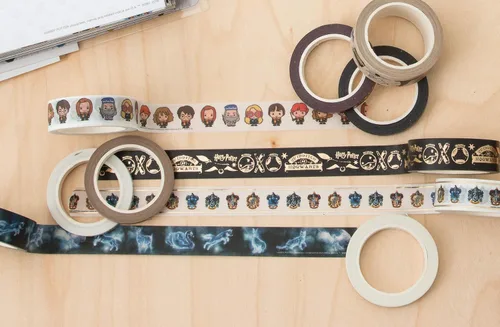 Miniatura 2 de Paper House Productions Harry Potter Foil Accent 10 Piezas de Cinta Washi Favoritas de los Fans con 5 Rollos de 15 mm y 5 Rollos de 5 mm Favoritos