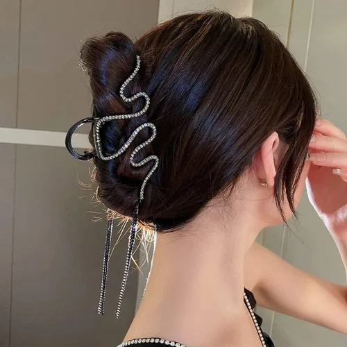 Jumwrit Pinza para el cabello, pinza de pelo grande con diamantes de imitación, pinza de metal de sujeción fuerte con cadena larga de borlas, pinza