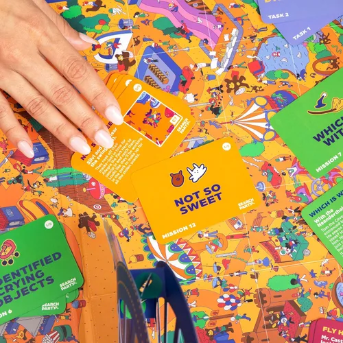 Miniatura 8 de Search Party: Chaos at the Park — A 3D Search and Find Adventure Game- Juegos para Adultos y Familias de What Do You Meme?