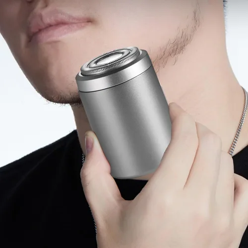 Miniatura 7 de Mini maquinilla de afeitar eléctrica para hombres, afeitadora eléctrica portátil 2023, afeitadora recargable por USB, fácil de usar con un botón