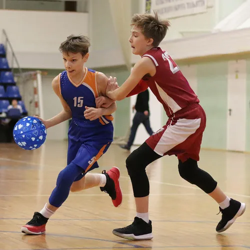 Miniatura 5 de Baloncesto tamaño 6 para niñas, niños, jóvenes y mujeres, baloncesto de goma para entrenamiento en interiores y exteriores, práctica