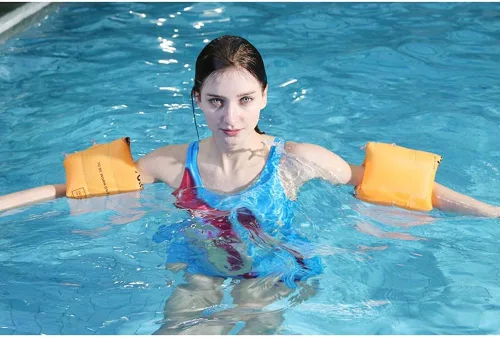 Miniatura 2 de Topsung Bandas inflables para brazos, mangas de flotación, alas de agua, flotadores de brazo de natación para adultos y niños _2 x azules