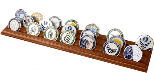 Miniatura 5 de DECOMIL, exhibidor con ranuras para monedas militares (castaño)
